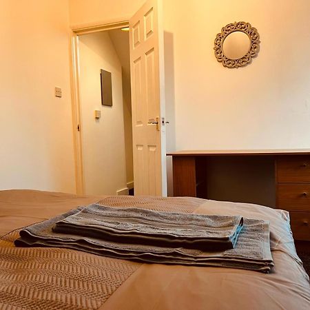Holiday House Near Football Ground ノッティンガム エクステリア 写真